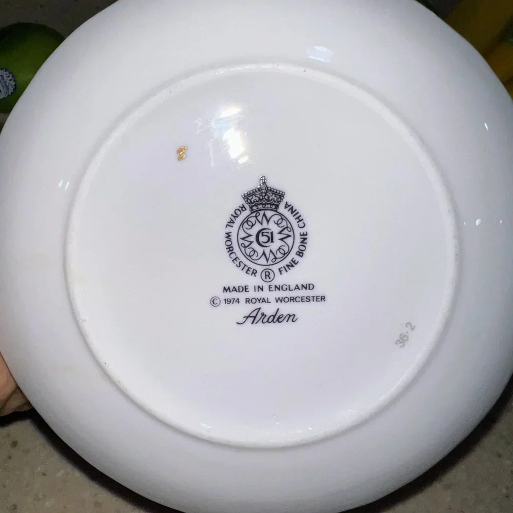 Royal Worcester Arden Fine Bone China Honey Pot - Picture 4 of 4